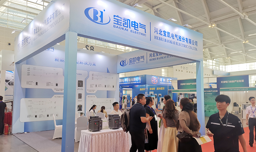 暴击行业天花板！pa视讯电气硬核技术亮相天津清洁能源展，引央视记者及能源产业巨头现场“挖宝”